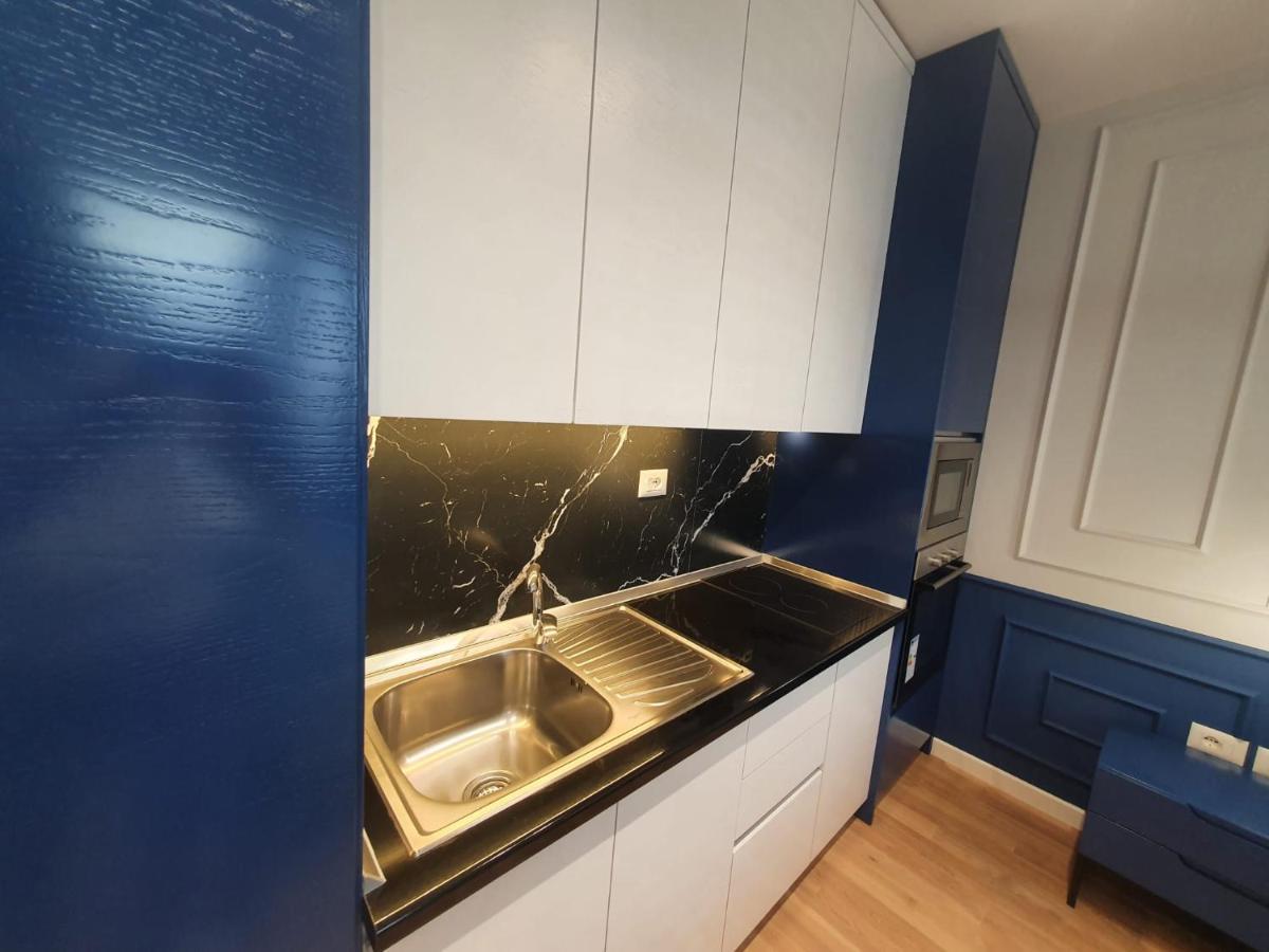 #New Luxury Apartment Тирана Экстерьер фото
